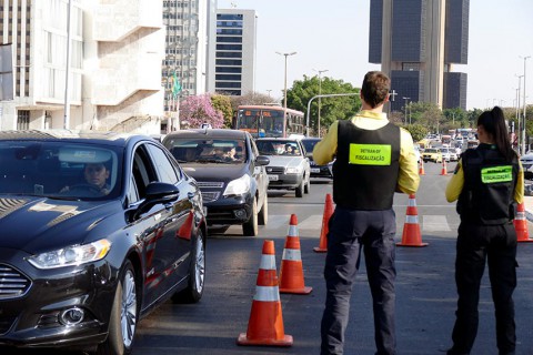 Sancionada lei que recria seguro obrigatório para veículos