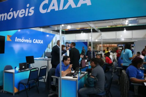 Caixa começa a oferecer financiamentos com FGTS Futuro em abril