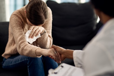 Aumento de quadros de ansiedade e depressão são comuns no fim do ano