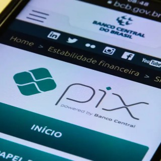 Pix reduz uso de notas como forma de pagamento