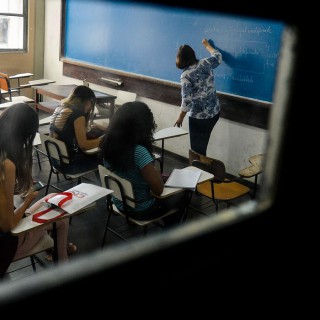 Novo ensino médio: especialistas defendem que mudanças ocorram só em 2025